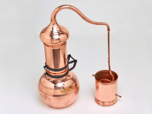 Alambique de cobre con columna (todas las medidas)