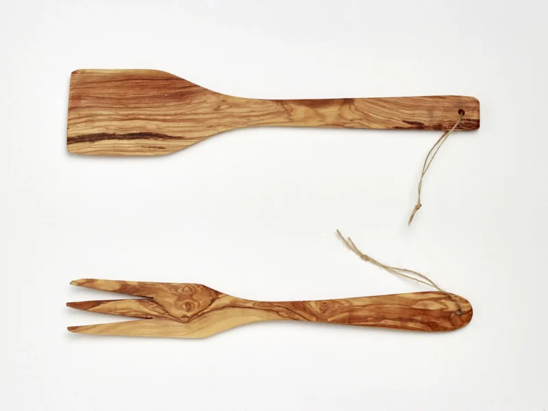 Tenedor y espátula de madera de olivo hecha a mano 30 cm